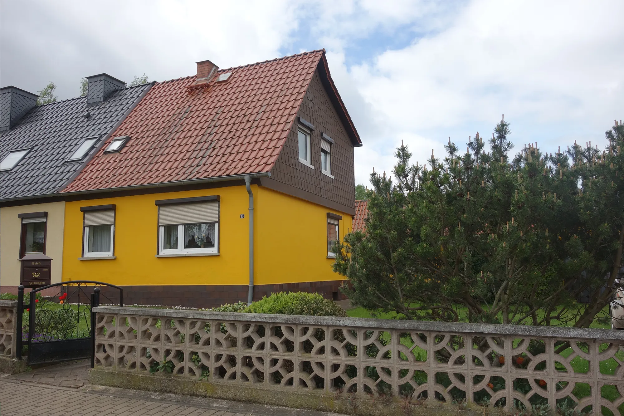 Einfamilienhaus in Kelbra mit Nebenhaus u. Garten